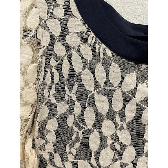 COMME TOI Beige Navy Blue Bows Short Sleeve Blouse - Picture 3 of 4